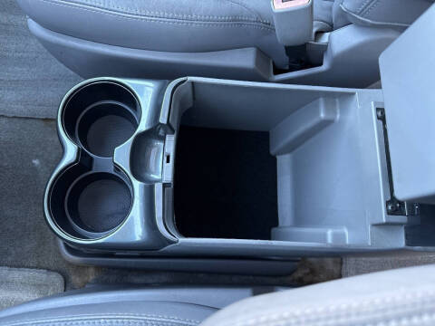 2005 Toyota Sienna XLE 7 Passenger