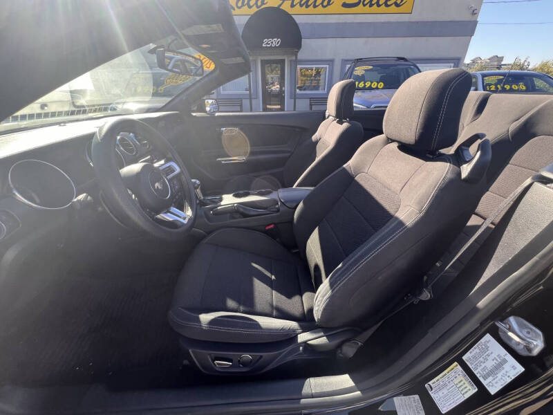 2016 Ford Mustang V6