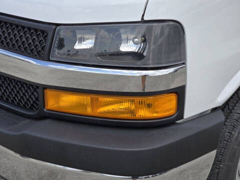 2024 Chevrolet Express 2500