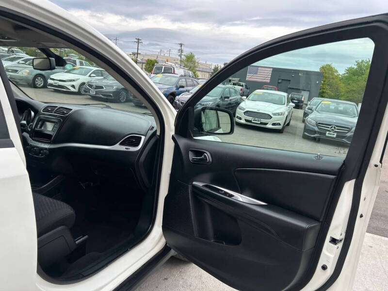 2019 Dodge Journey SE