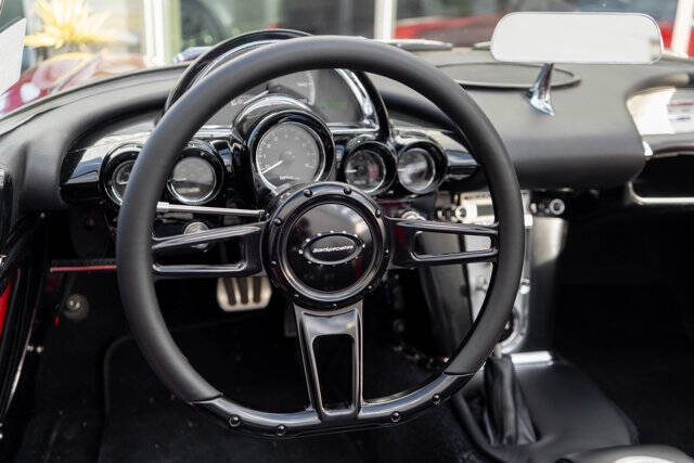 1962 Chevrolet Corvette 24