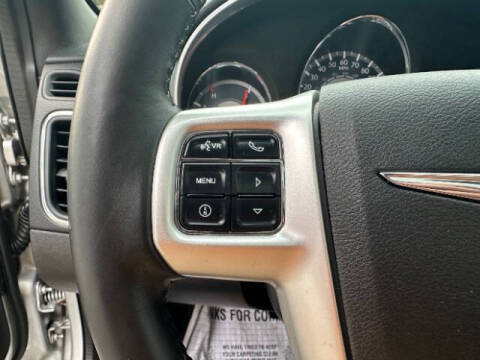 2012 Chrysler 200 Limited