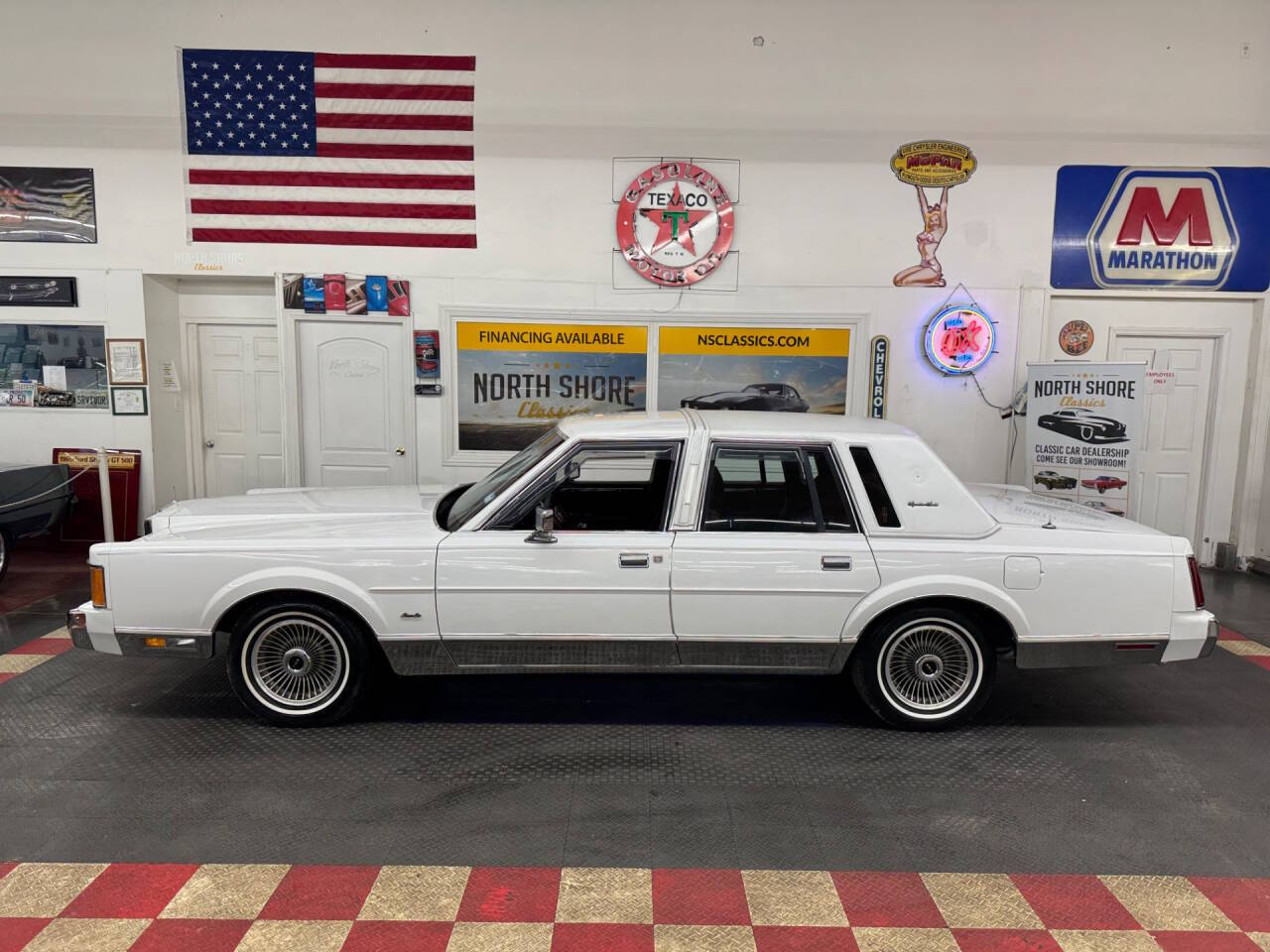 1989 Lincoln Town Car 4