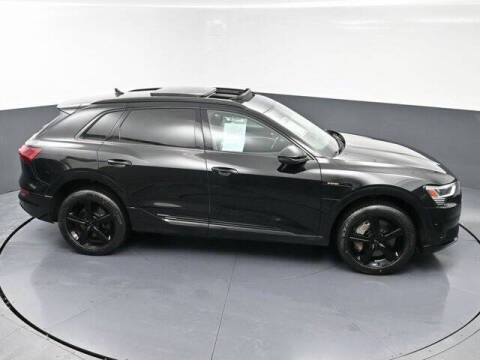 2019 Audi e-tron quattro Prestige