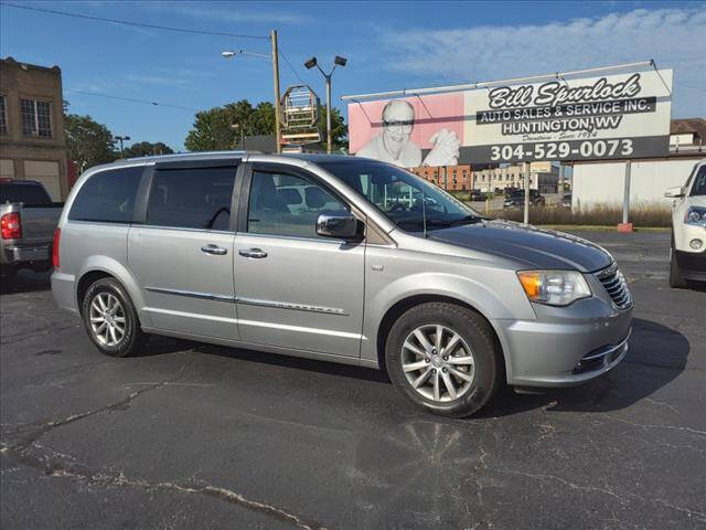 2014 Chrysler Town and Country for sale at BILL SPURLOCK AUTO SALES & SERVICE INC in Huntington WV