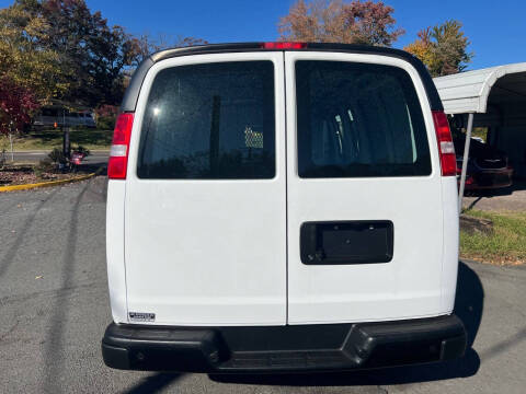 2021 Chevrolet Express 2500