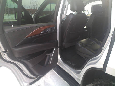 2019 Cadillac Escalade Luxury