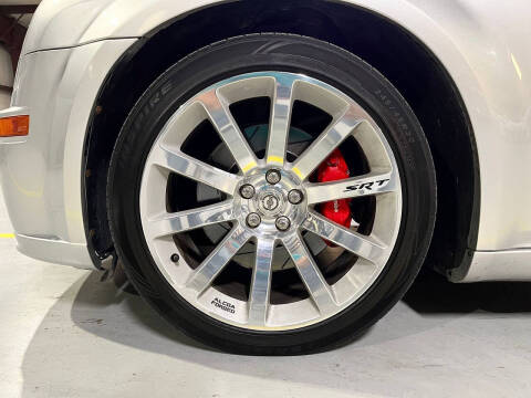 2009 Chrysler 300 SRT-8