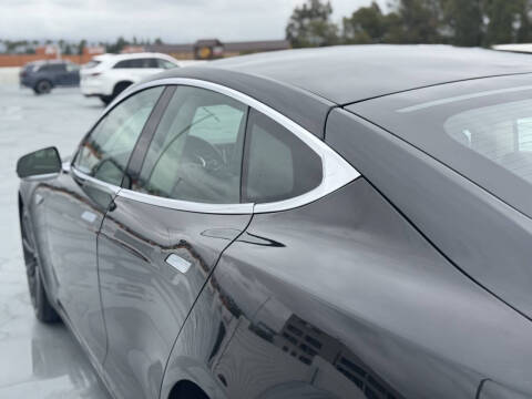 2013 Tesla Model S