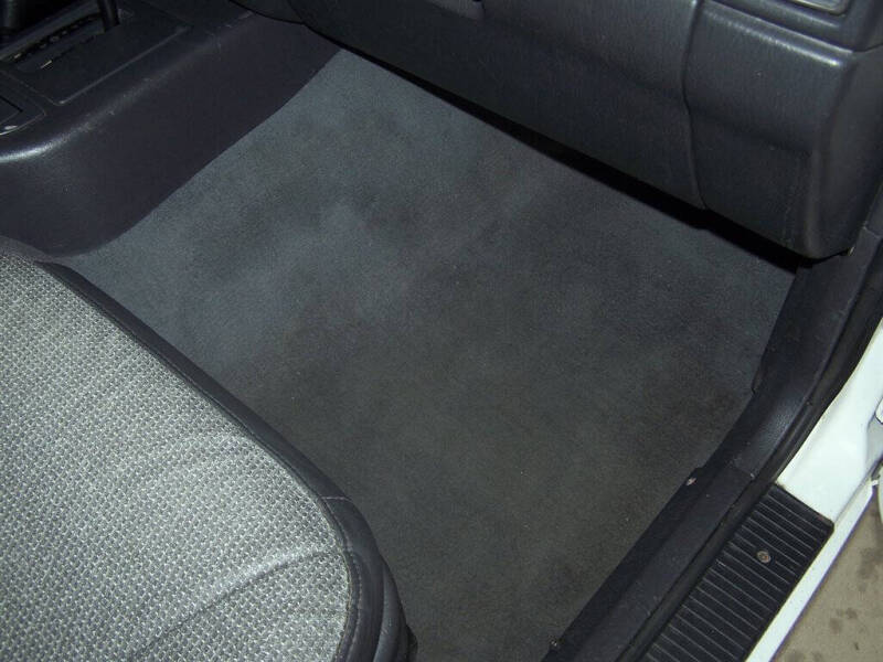 1999 Jeep Cherokee SE