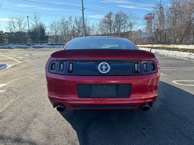 2013 Ford Mustang V6 Premium