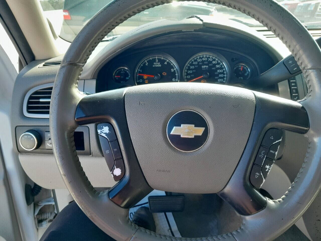 2009 Chevrolet Suburban  - $5,950