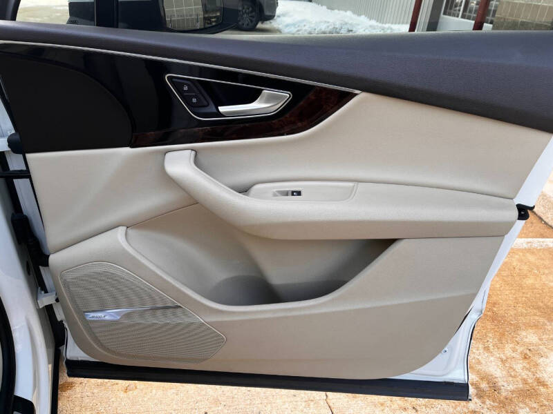 2019 Audi Q7 quattro Prestige 55 TFSI