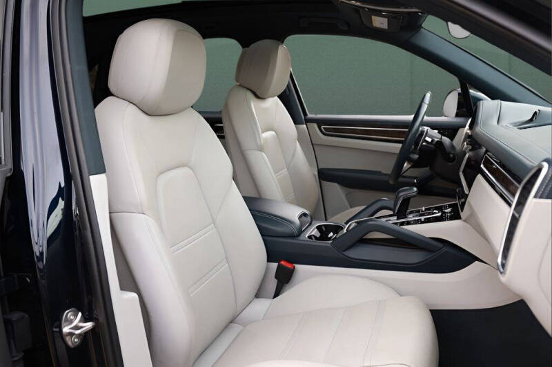2021 Porsche Cayenne E-Hybrid