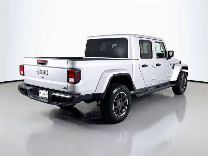 2023 Jeep Gladiator Overland