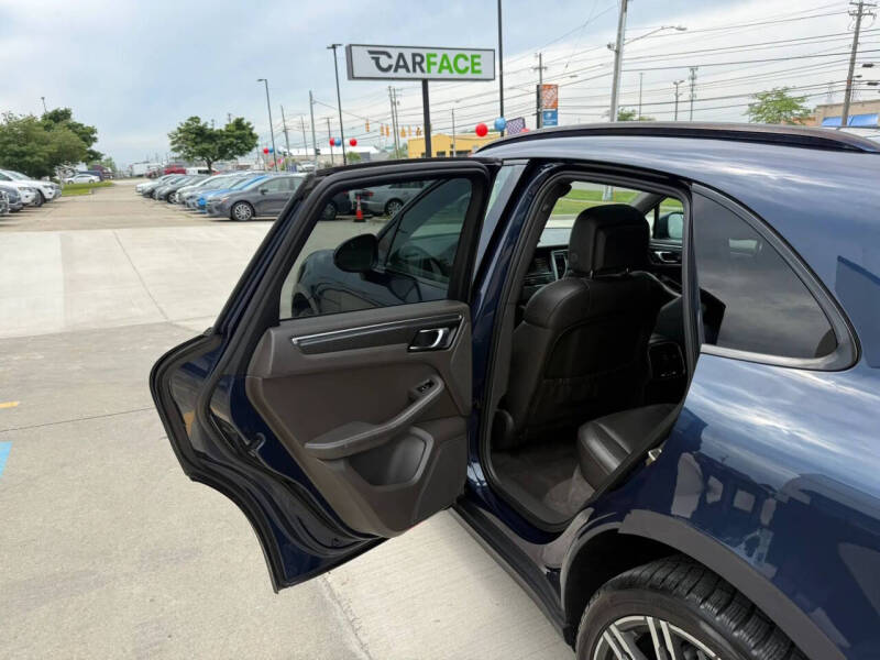 2016 Porsche Macan S