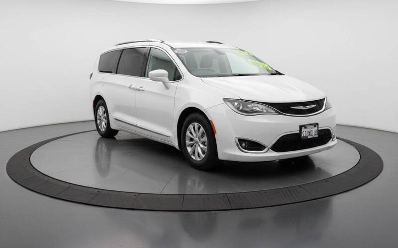 2018 Chrysler Pacifica Touring L Plus