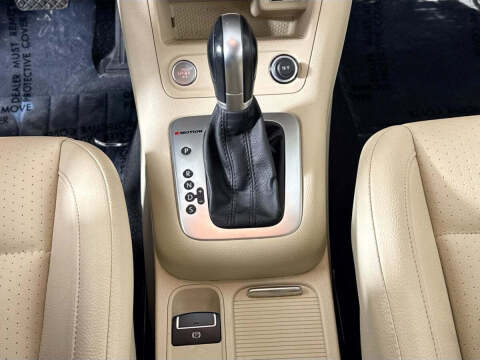 2017 Volkswagen Tiguan 2.0T Limited S 4Motion