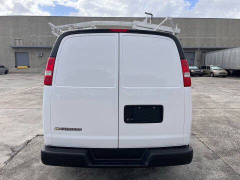 2019 Chevrolet Express 2500