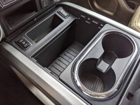 2018 Nissan Titan SL