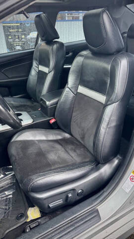 2014 Toyota Camry SE V6