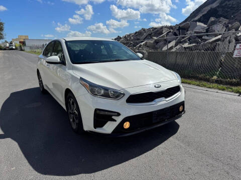 2019 Kia Forte for sale at Easy Car in Miami FL