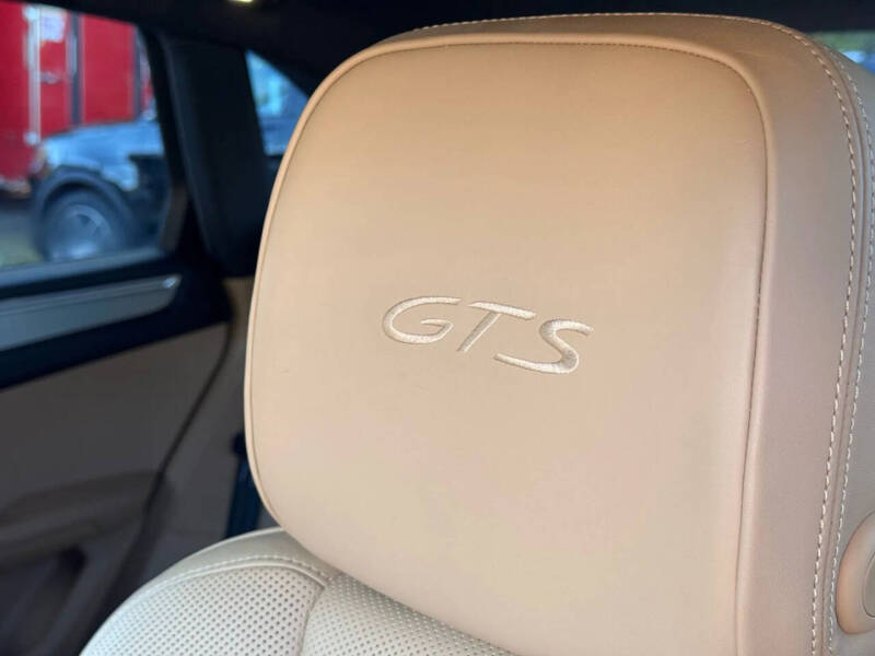 2017 Porsche Macan GTS