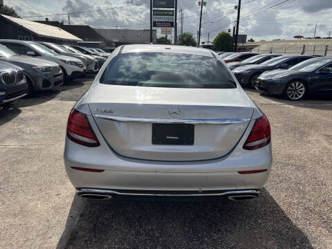 2017 Mercedes-Benz E-Class E 300