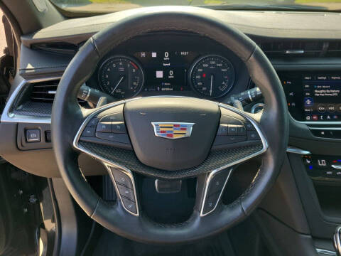 2023 Cadillac XT5 Sport