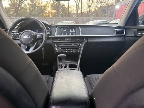 2020 Kia Optima LX
