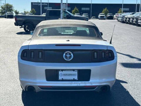 2014 Ford Mustang V6 Premium