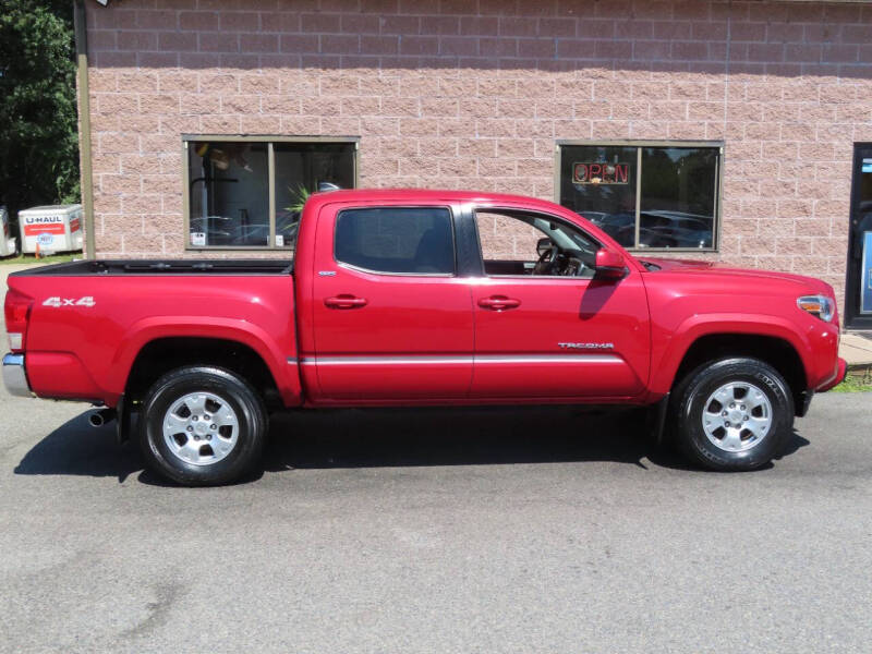 2017 Toyota Tacoma SR5 V6
