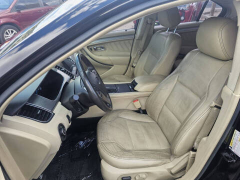 2016 Ford Taurus SEL