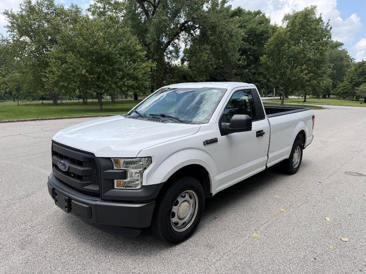 White 2016 Ford F-150 XL 4x2 XL 2dr Regular Cab 8 ft. LB 1