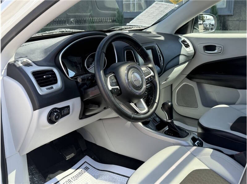 2020 Jeep Compass