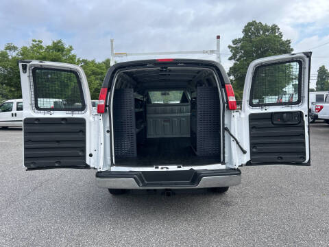 2022 Chevrolet Express 2500