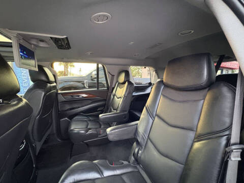 2018 Cadillac Escalade Premium Luxury