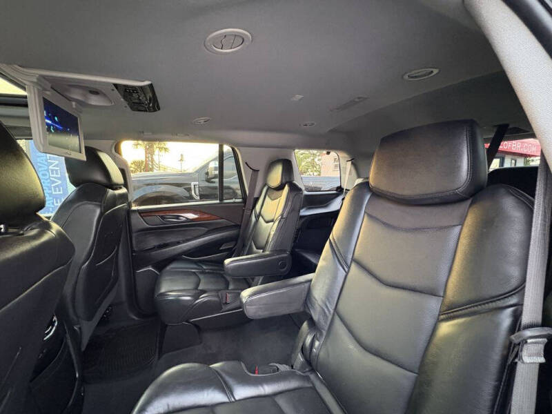 2018 Cadillac Escalade Premium Luxury