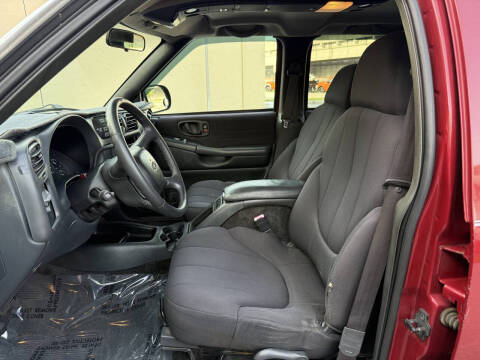 2004 Chevrolet S-10 LS