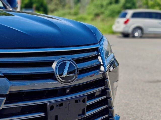 2018 Lexus LX 570