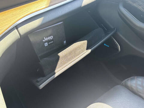 2023 Jeep Grand Cherokee Summit 4xe