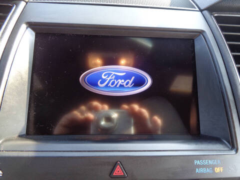 2019 Ford Taurus Limited