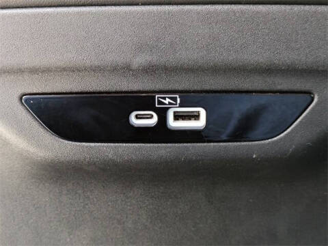 2024 Chrysler Pacifica Plug-In Hybrid Select