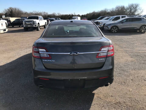 2015 Ford Taurus SEL