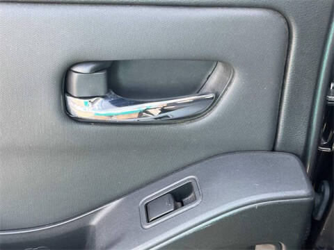 2022 Nissan Frontier SV