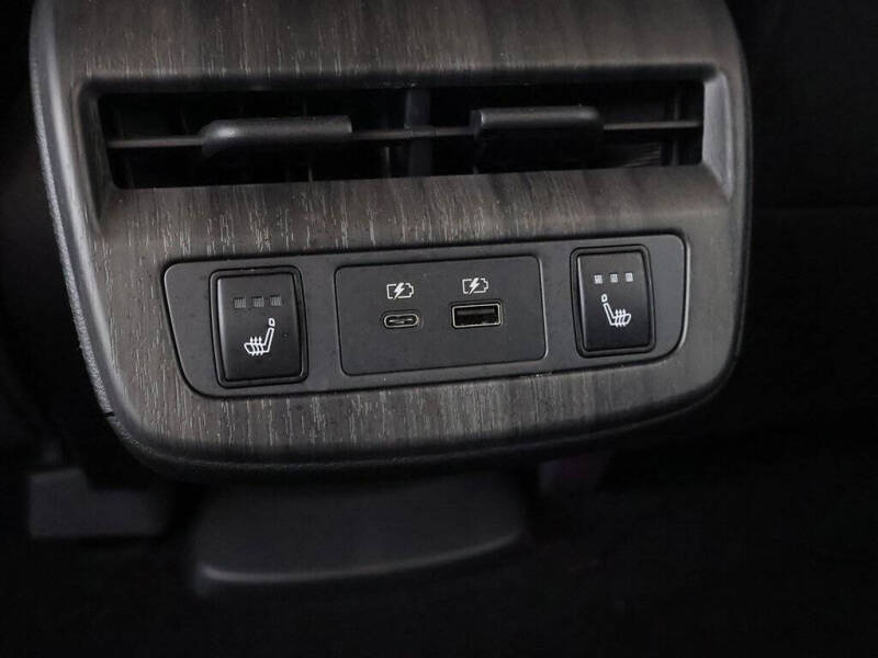 2023 Nissan Ariya Platinum+ e-4ORCE