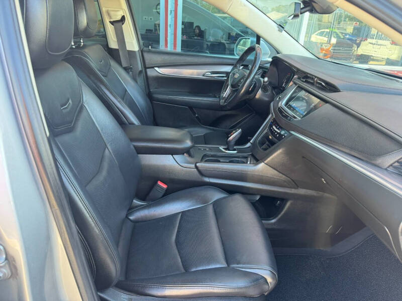 2019 Cadillac XT5 Premium Luxury