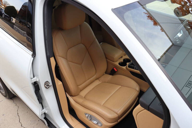 2017 Porsche Macan S