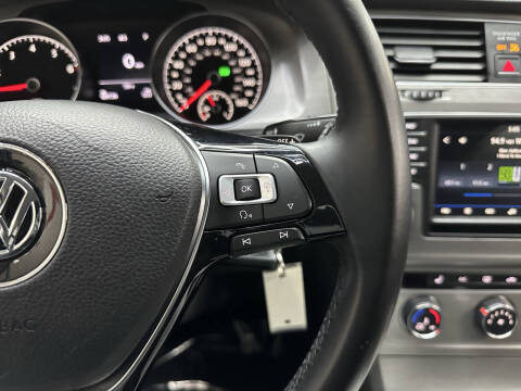 2017 Volkswagen Golf SportWagen TSI S 4Motion