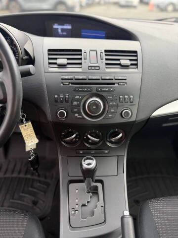 2012 Mazda MAZDA3 i Touring